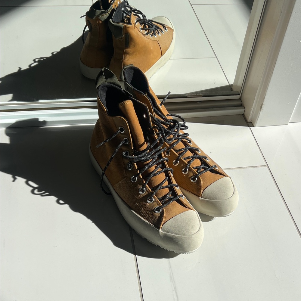 Converse Chuck 70 Explore Waterproof high-top shoe in the "Wheat/Black/String"